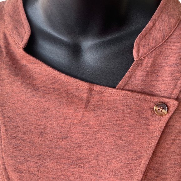 🌸4/$30🌸 Mandarin Collar Tab Cuff Shortsleeve Top - Picture 4 of 14